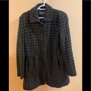 🍉 George winter coat Large, black and grey herringbone print, button up, pockets